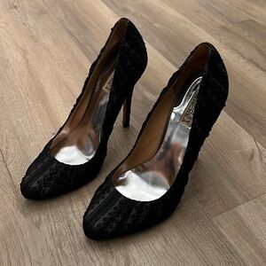 Black Stiletto Round Toe Heel with lace and 4 inch heel